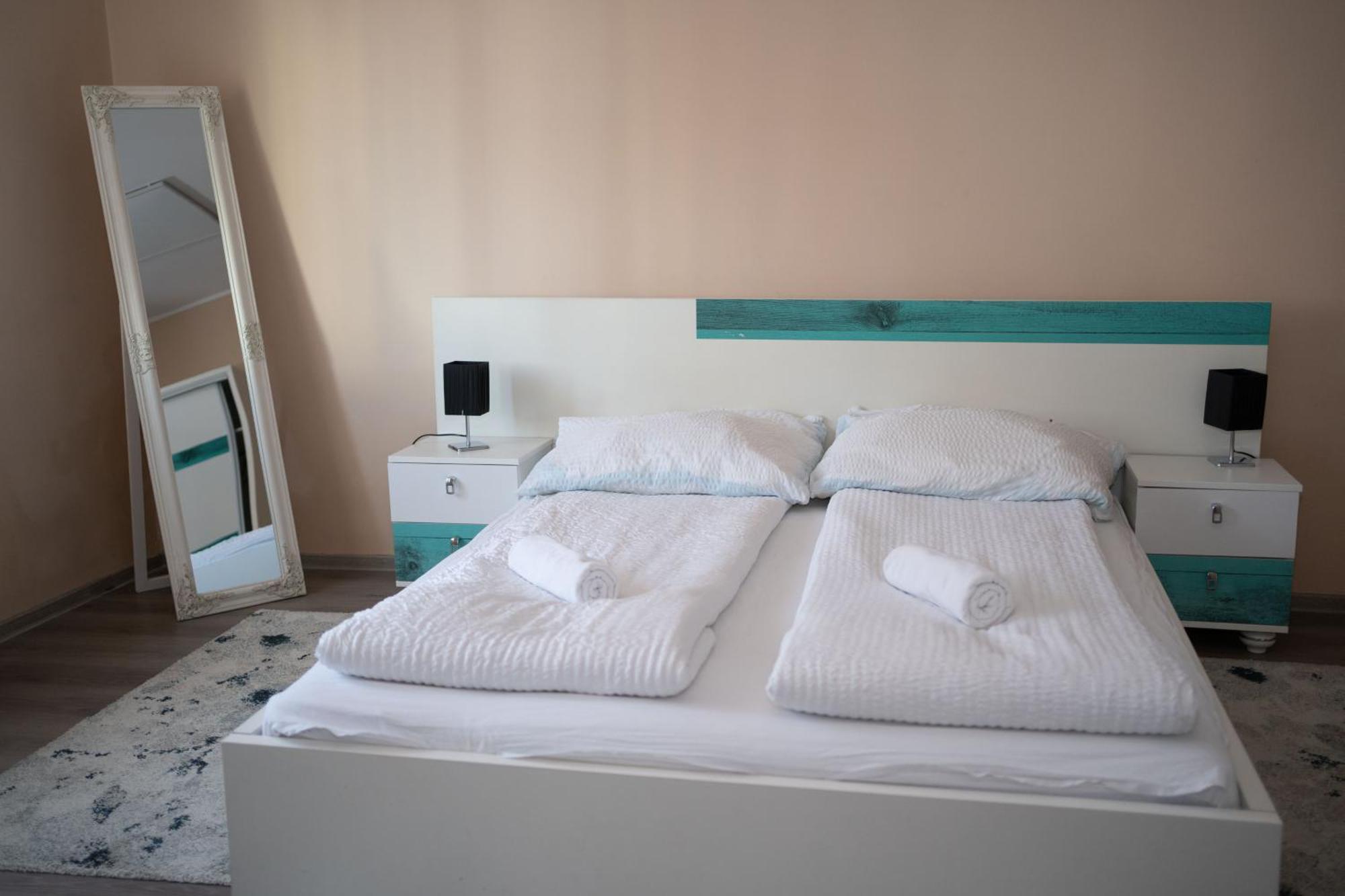 Apartamento Milan House Arad Exterior foto